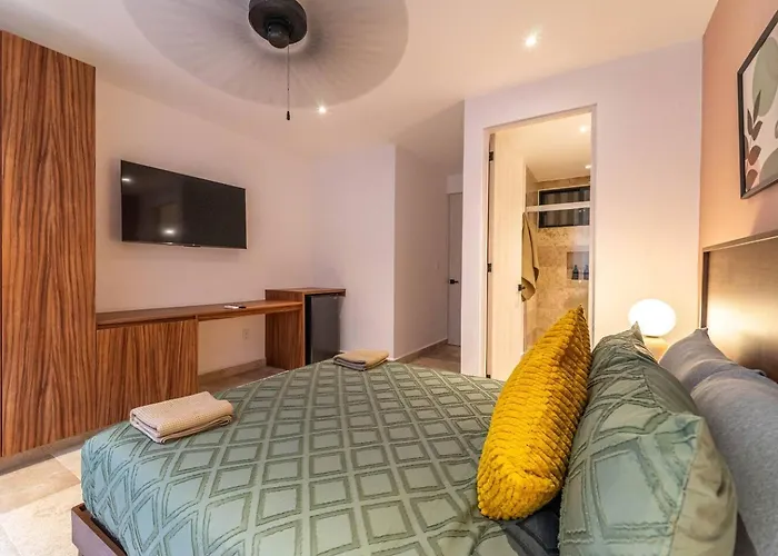Holiday home Lux With Private Plunge Pool And Gym